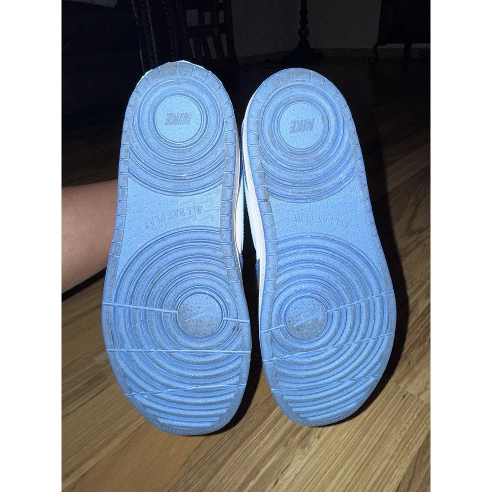 Nike NEW Court Borough Mid 2 White Blue Kids Youth Sz‎ 2Y 2